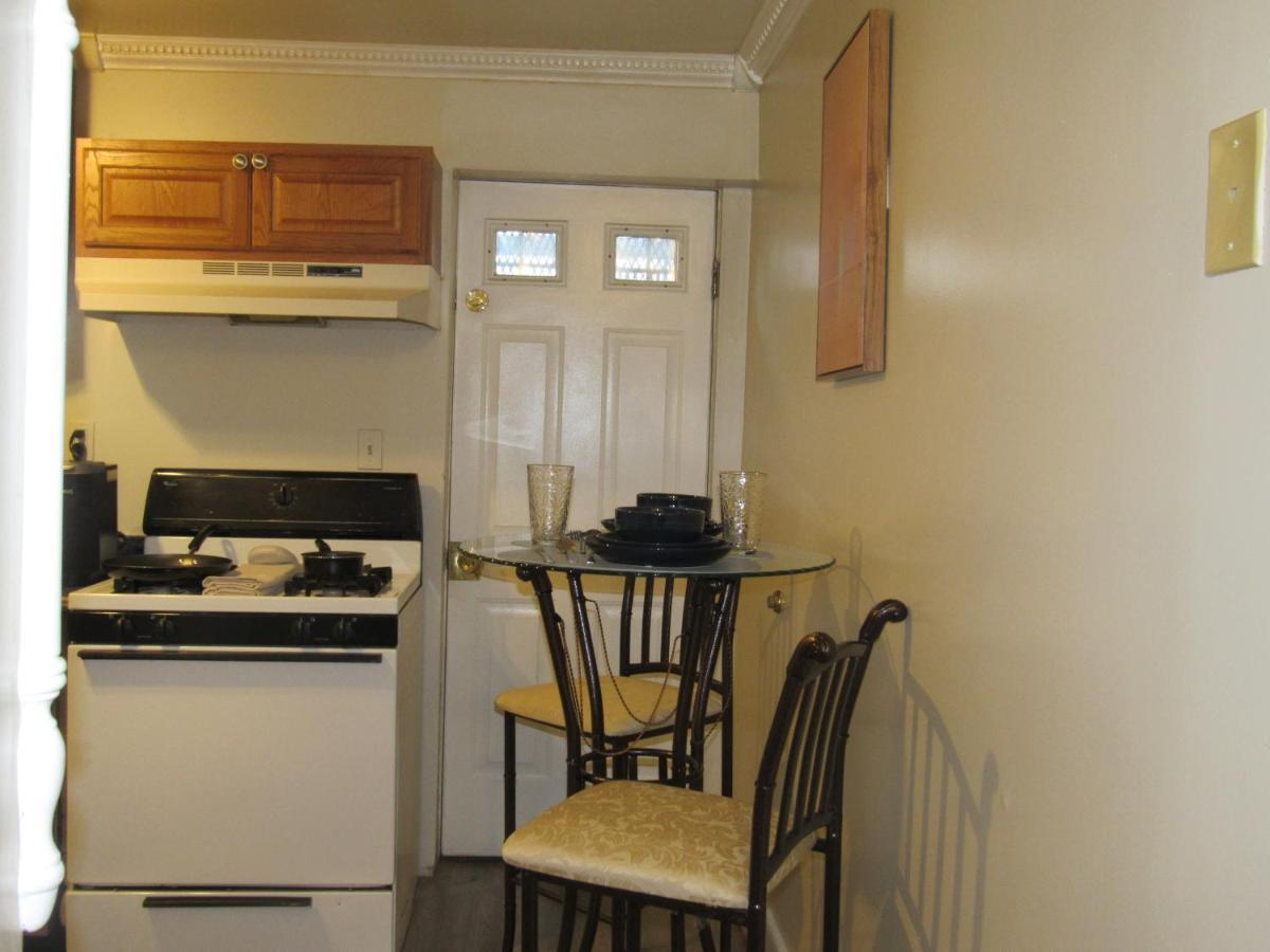 Located In The Noma-Gallaudet Neighborhood Apartment วอชิงตัน ภายนอก รูปภาพ