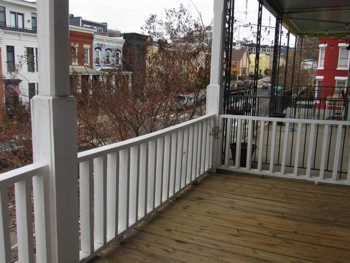 Located In The Noma-Gallaudet Neighborhood Apartment วอชิงตัน ภายนอก รูปภาพ
